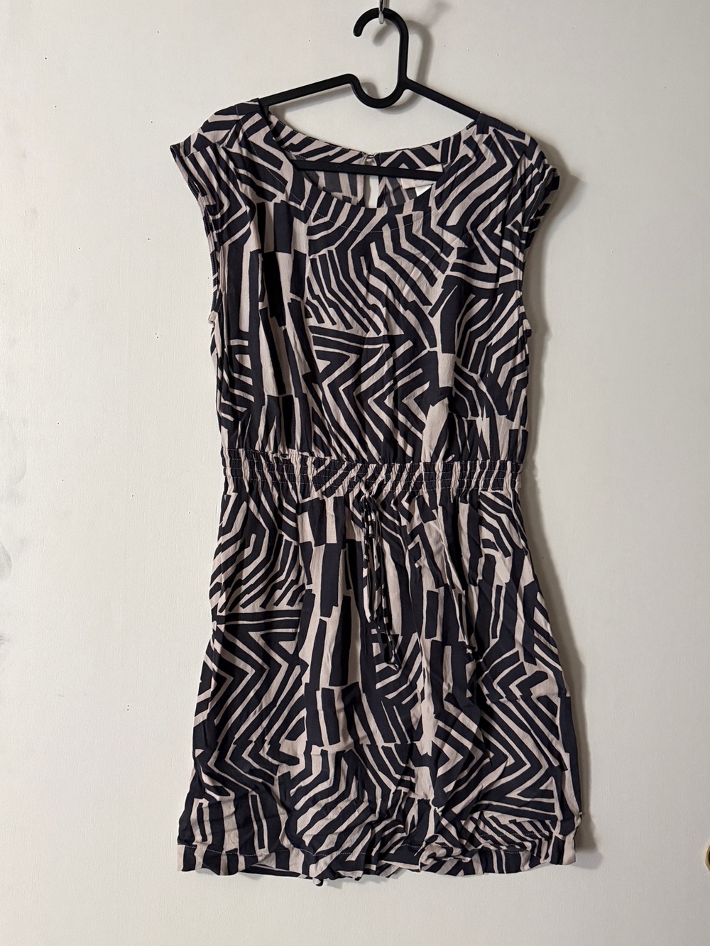 The LOFT Casual Navy and Tan Geometric Drawstring Waist Dress